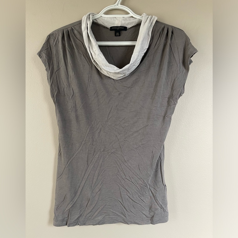 Banana Republic Two-Tone Short Sleeve Top
